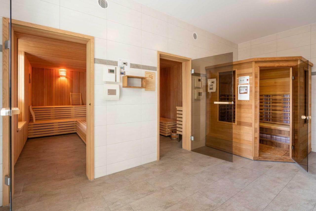 Appartement "Opal" Mit Penthouseflair - Oase Am Haff Garz  Exterior foto